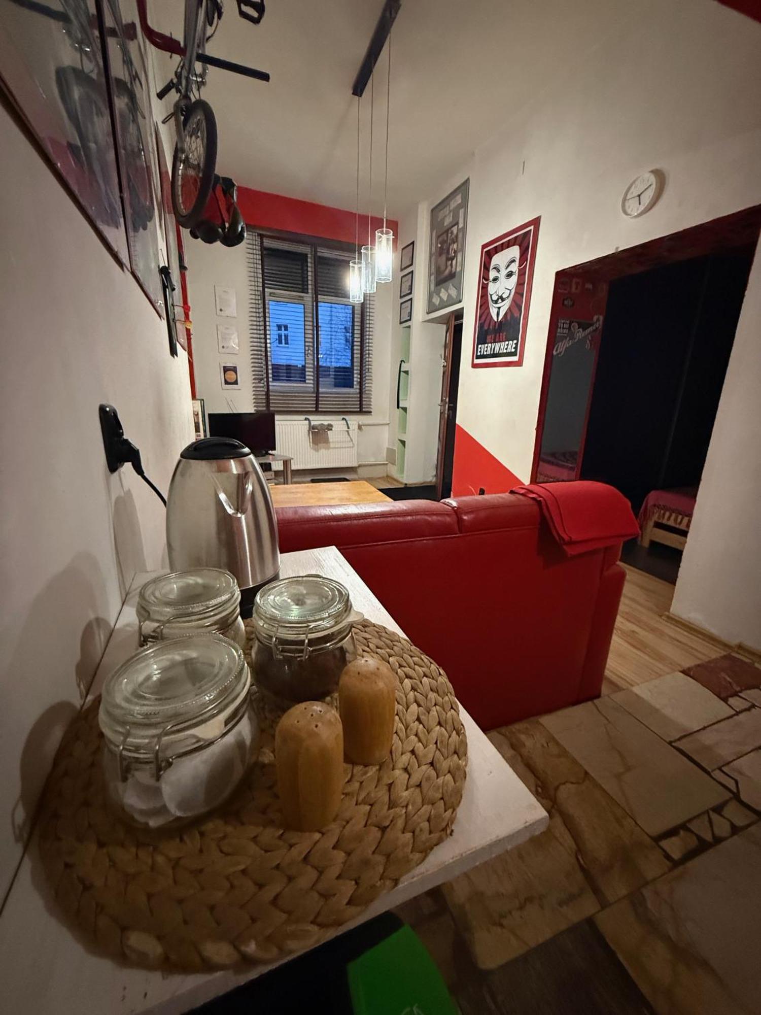 Studio Red And White Leilighet Łódź Eksteriør bilde